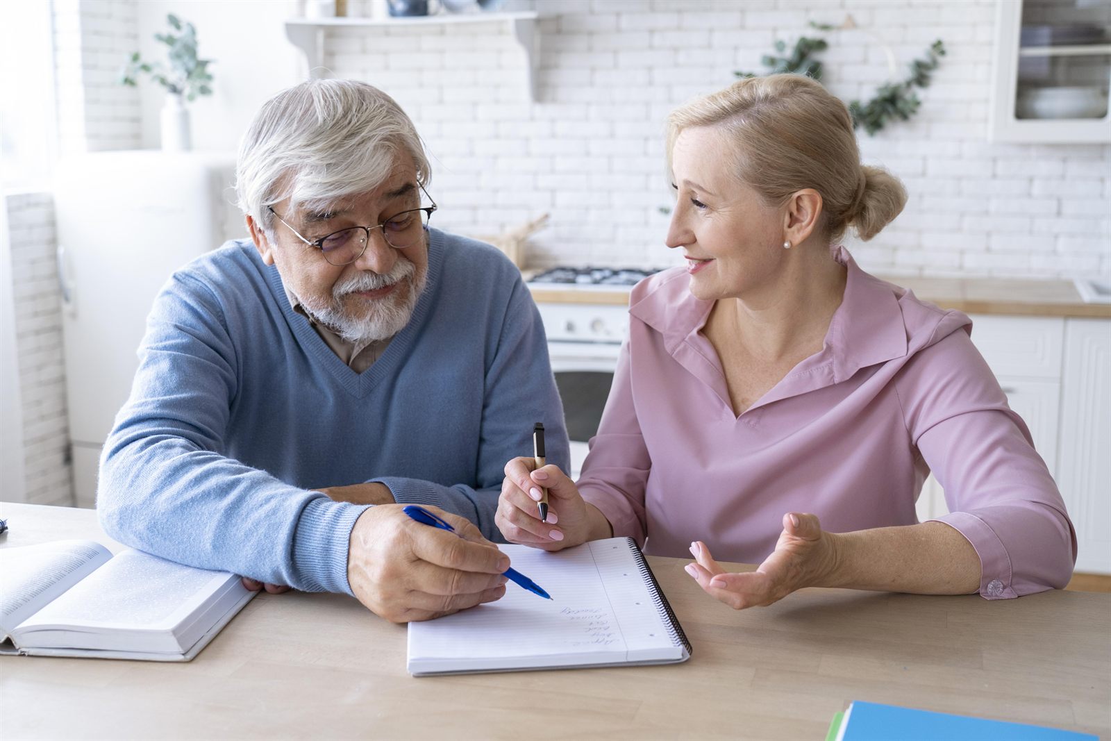 Faut-il souscrire une mutuelle senior sans délai de carence ?