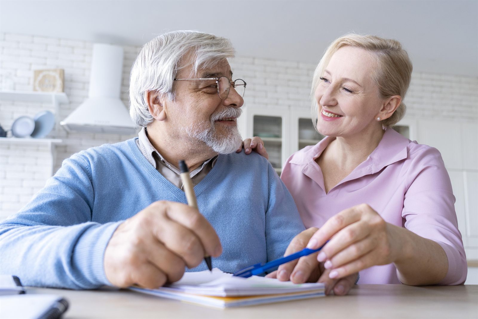 Mutuelle senior : comment limiter la hausse des tarifs ?