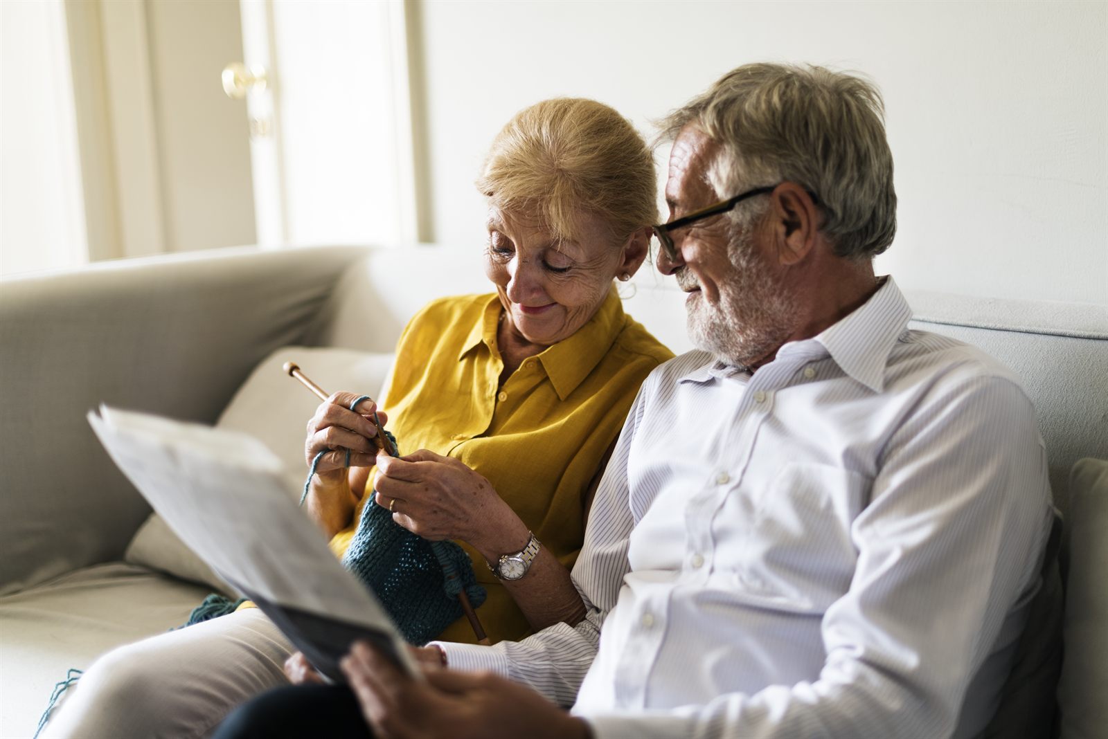 Mutuelle santé senior : comment détecter les offres trop belles pour être vraies ?